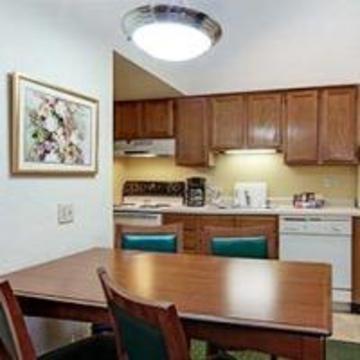 Hawthorn By Wyndham Dearborn/detroit 3* Dearborn